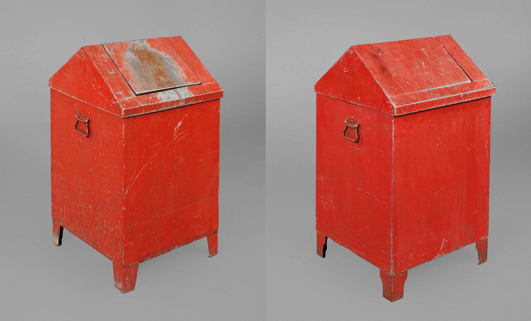 Paar Metallbehälter Feuertrotz