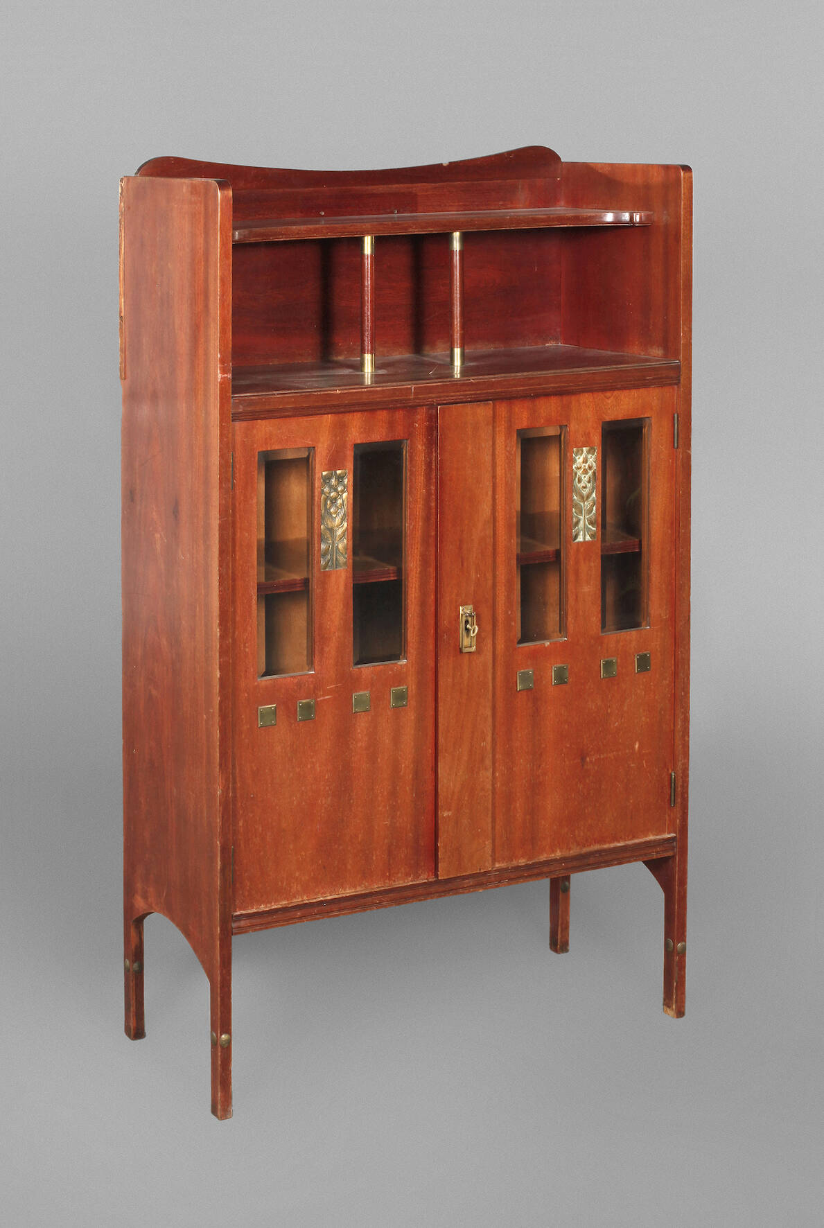 Kleines Vertiko Jugendstil