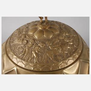 Große außergewöhnliche Weinbowle