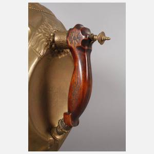 Große außergewöhnliche Weinbowle