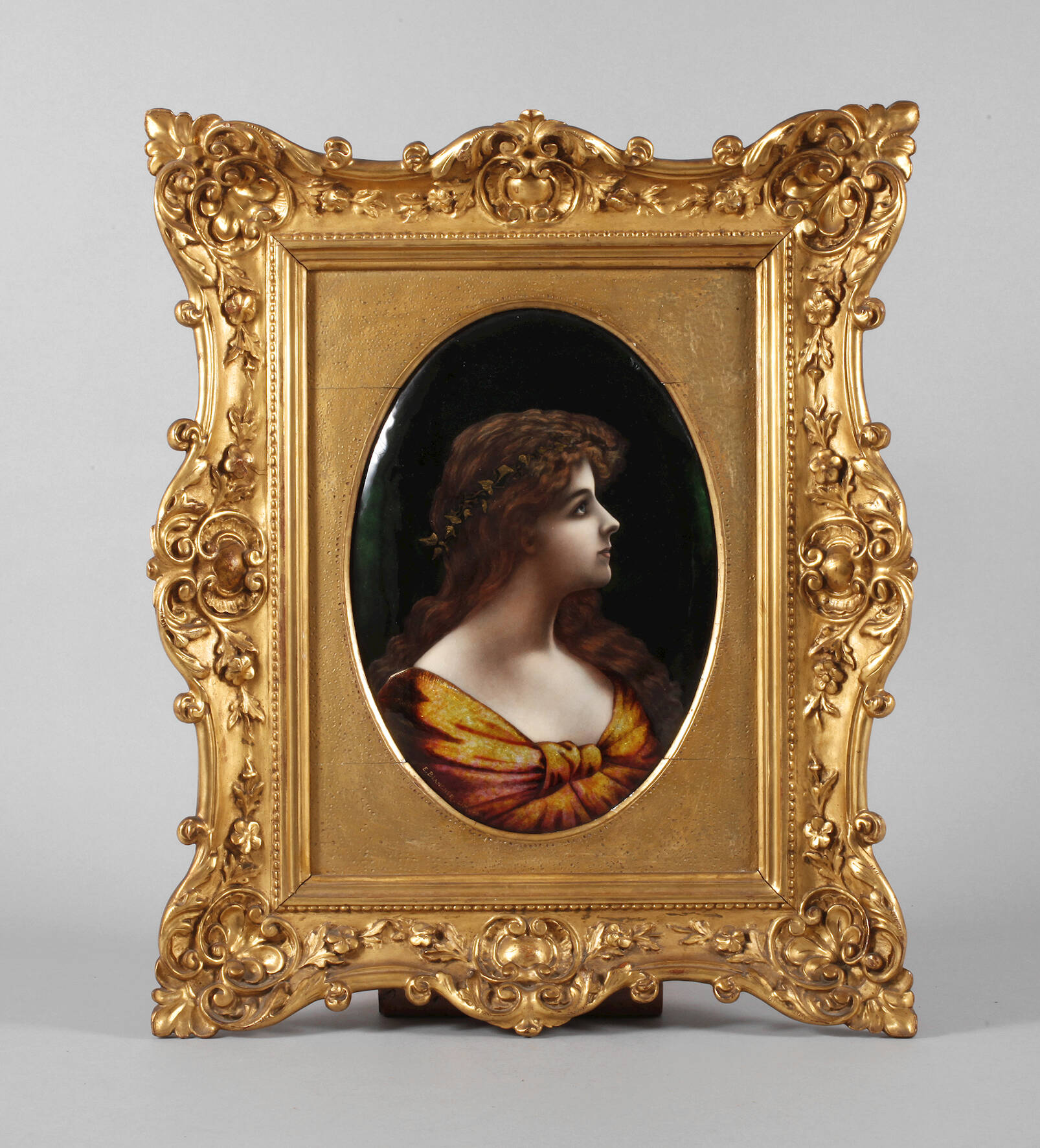 Limoges großes Frauenportrait