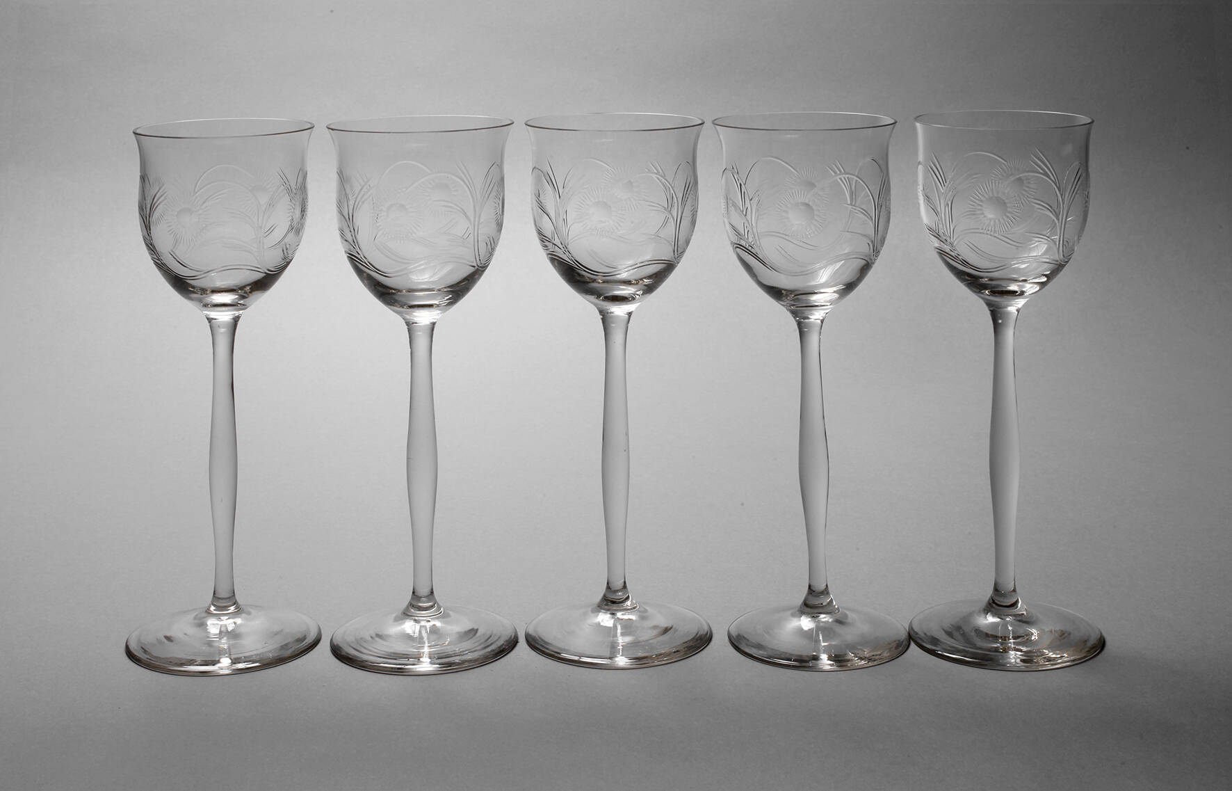 Fünf Stängelgläser