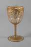 Trinkglas mit opulentem Golddekor