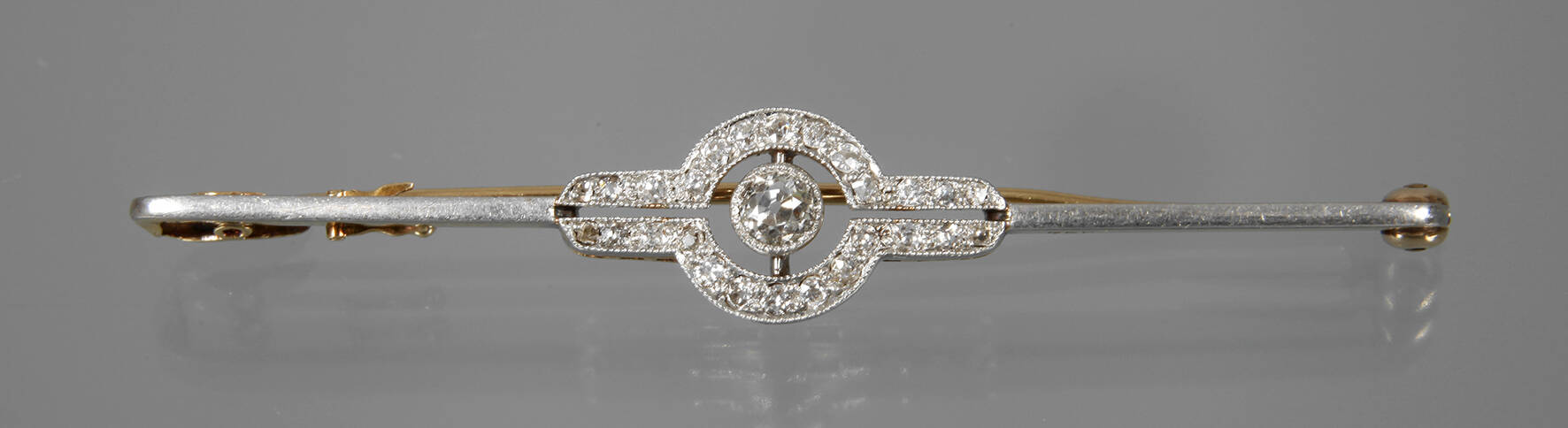 Stabbrosche mit Diamanten