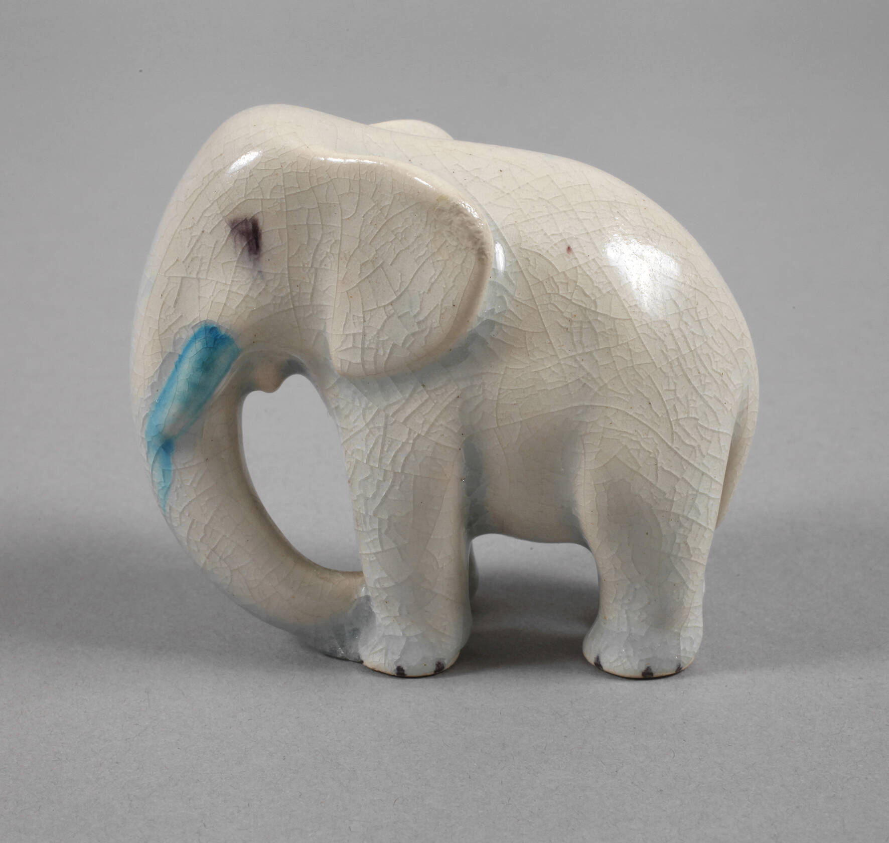 Karlsruher Majolika kleiner Elefant