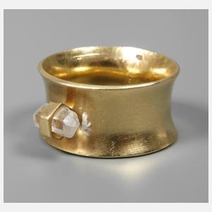 Designring mit Bergkristall