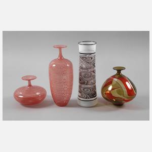 Albrecht Greiner-Mai vier Vasen Studioglas