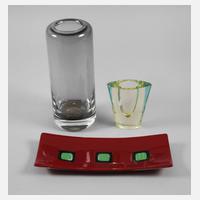 Drei Teile modernes Glas111