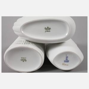 Konvolut Designvasen mit Reliefdekor