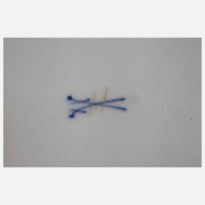 Meissen zwei Zierteller mit Figurenmalerei