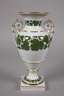 Meissen Amphorenvase "Weinlaubdekor"