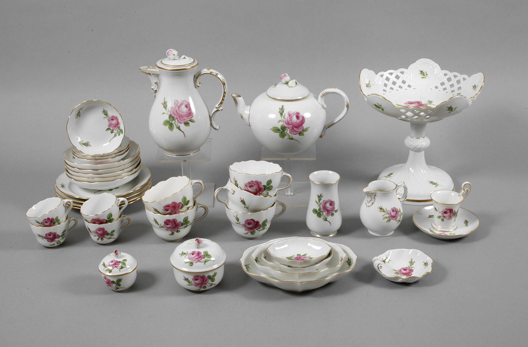 Meissen Tee-/Mokka-Restservice "Rote Rose"