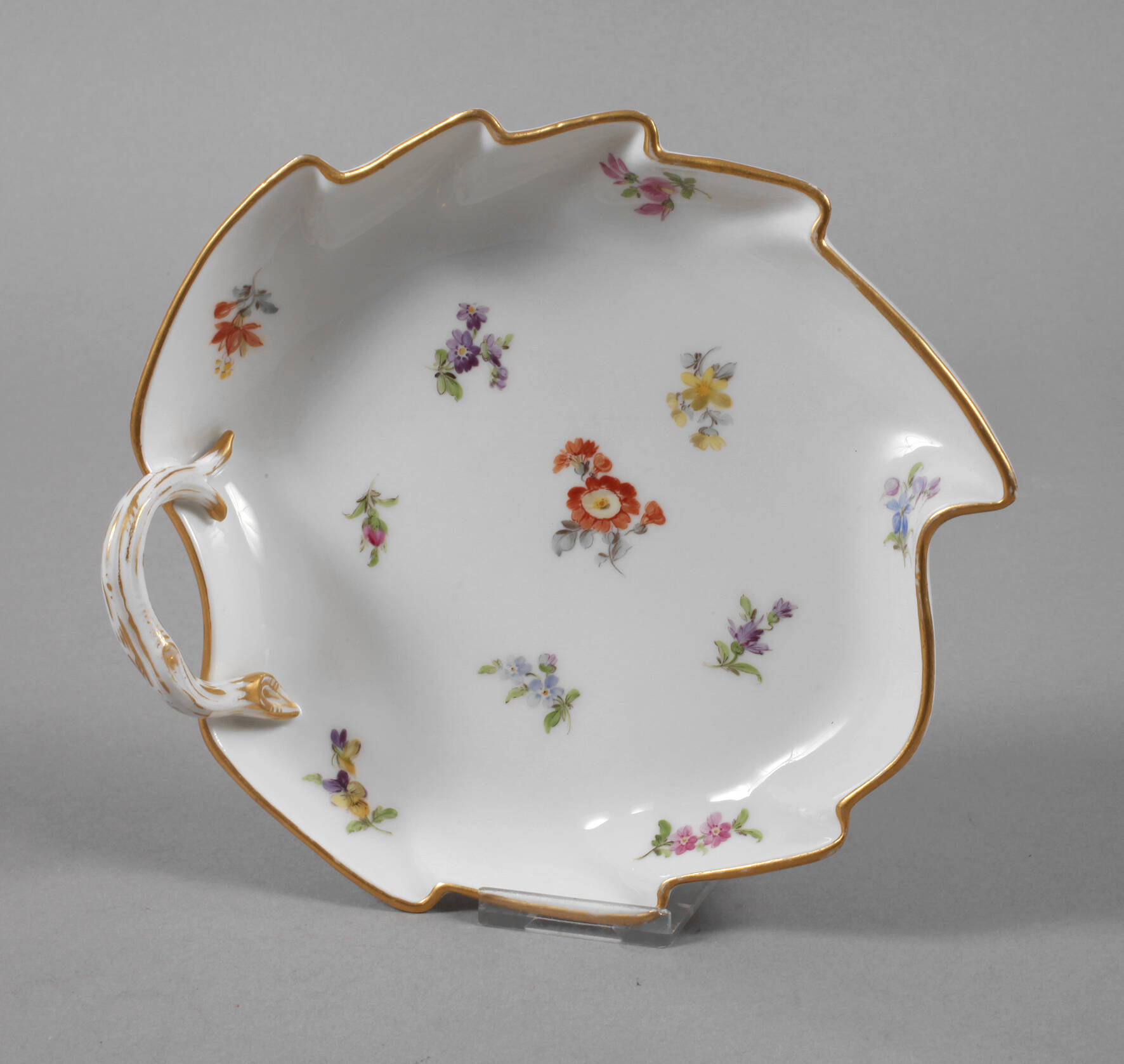 Meissen Blattschale mit Streublümchendekor