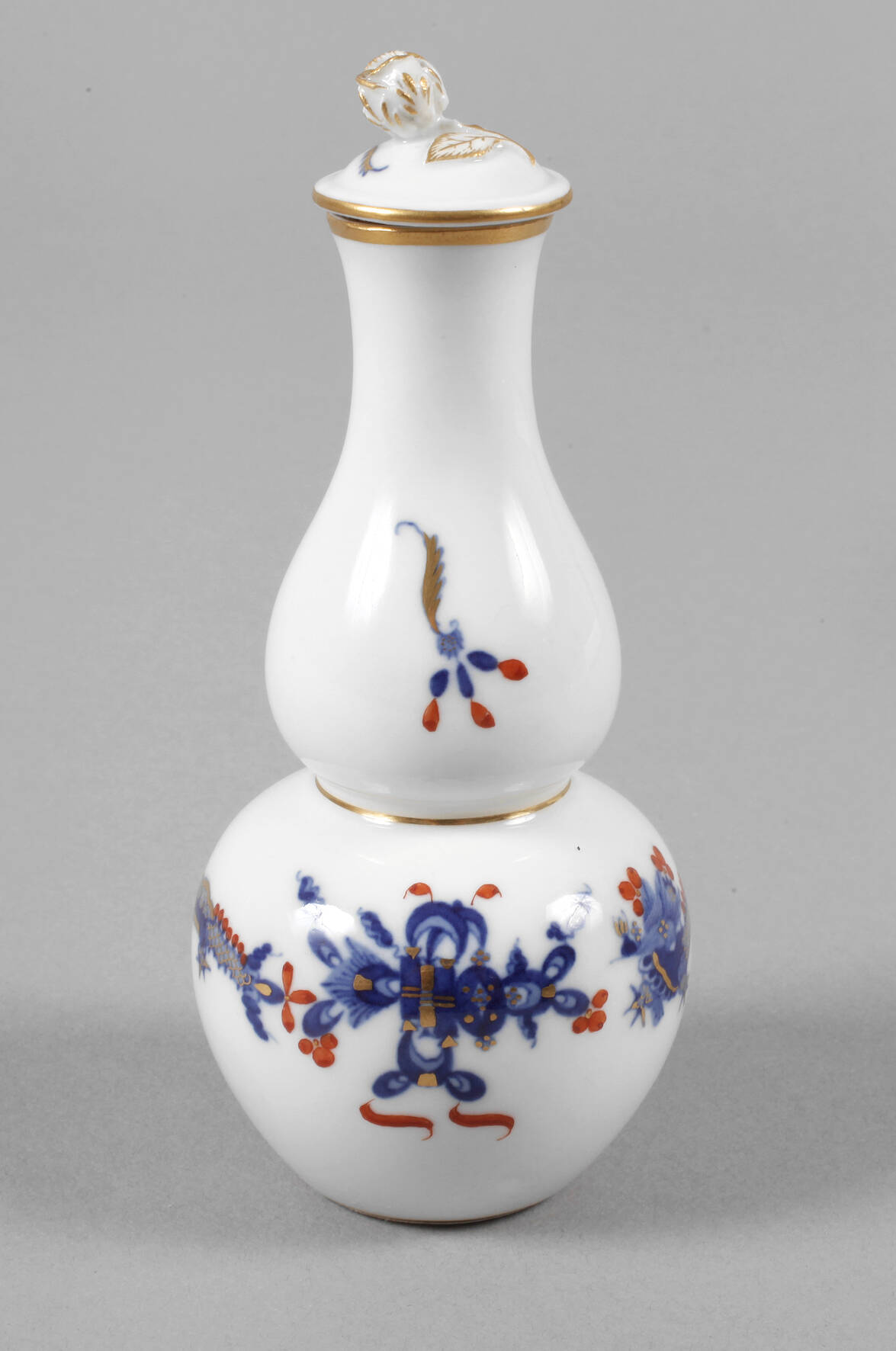 Meissen kleine Sakeflasche "Reicher Drache, blau"