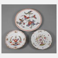 Meissen drei Wandteller "Indischmalerei"111