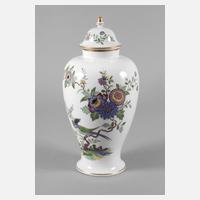 Meissen Deckelvase "Indische Blumenmalerei mit Vogel"111