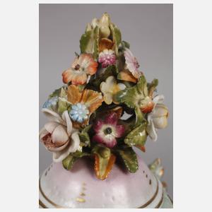 Sitzendorf Potpourri-Vase mit Blütenbesatz