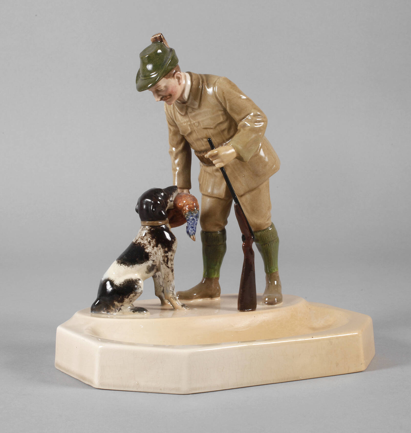 Villeroy & Boch Mettlach Jäger mit Hund