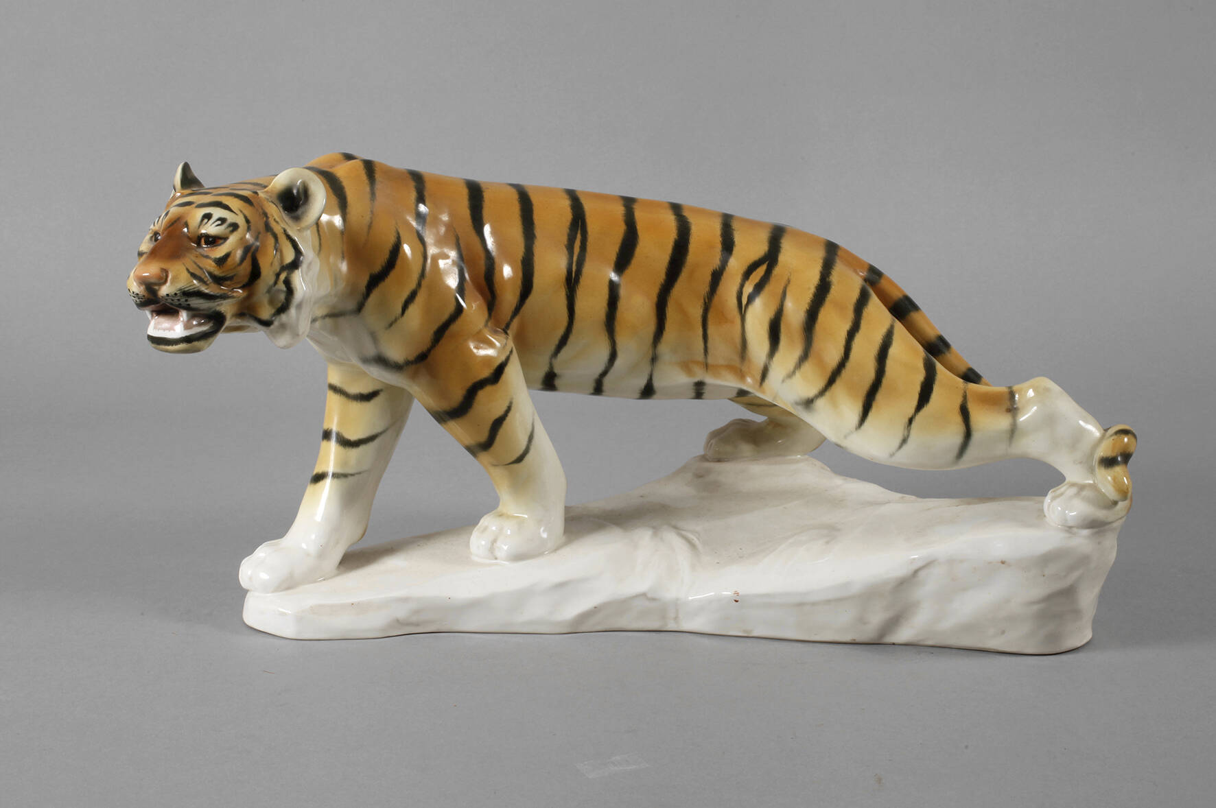 Herzinger & Co. Volkstedt großer Tiger
