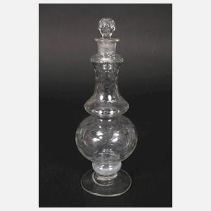 Drei Klarglaskaraffen