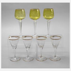 Drei und vier Weingläser