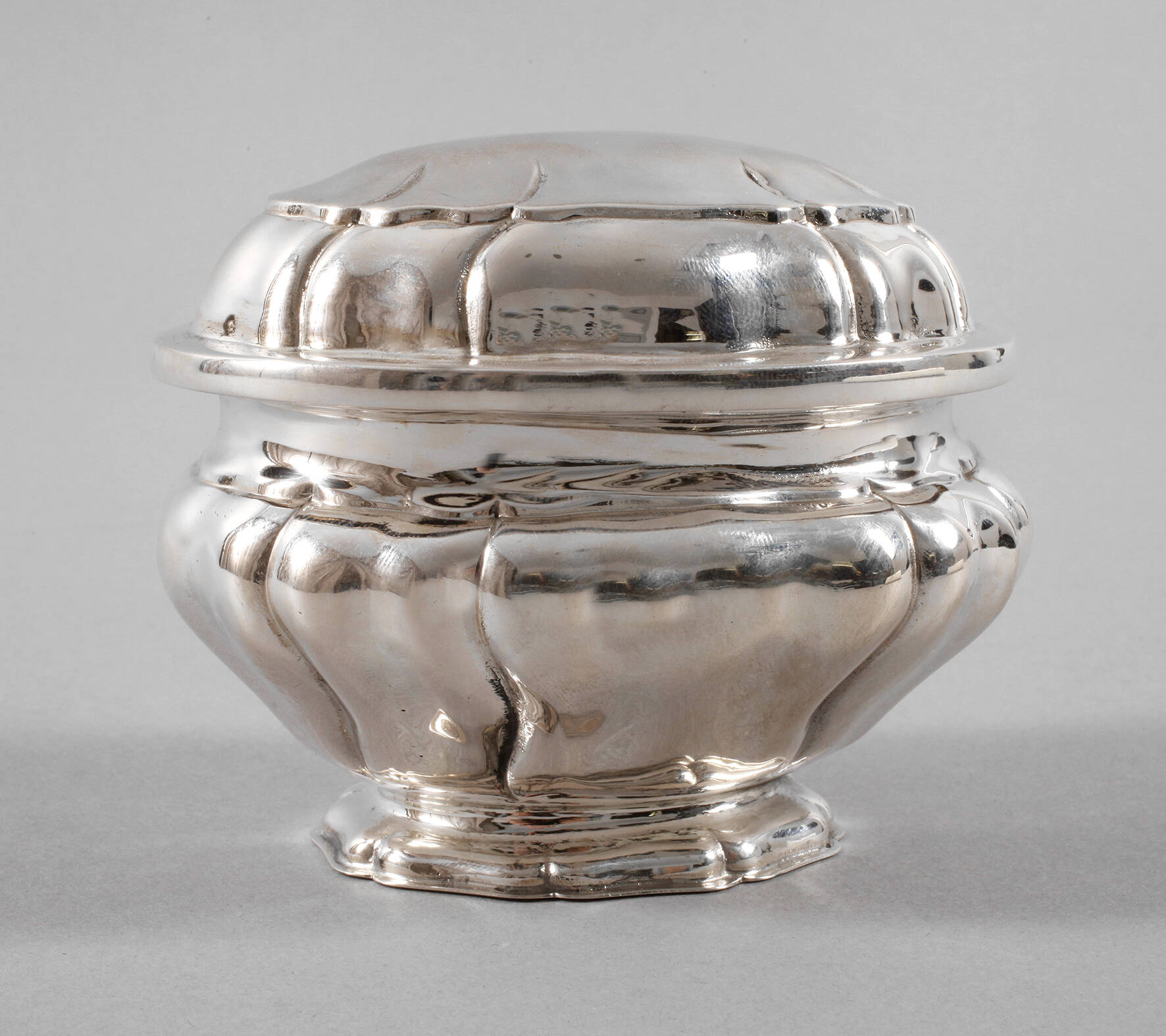 Zuckerdose Silber im Barockstil