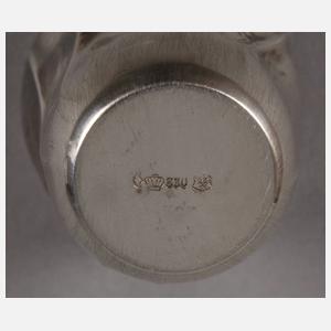 Vase und vier Becher Silber