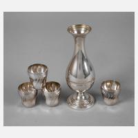 Vase und vier Becher Silber111