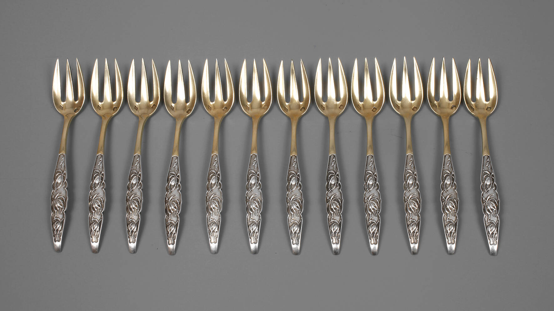 Silber zwölf Dessertgabeln