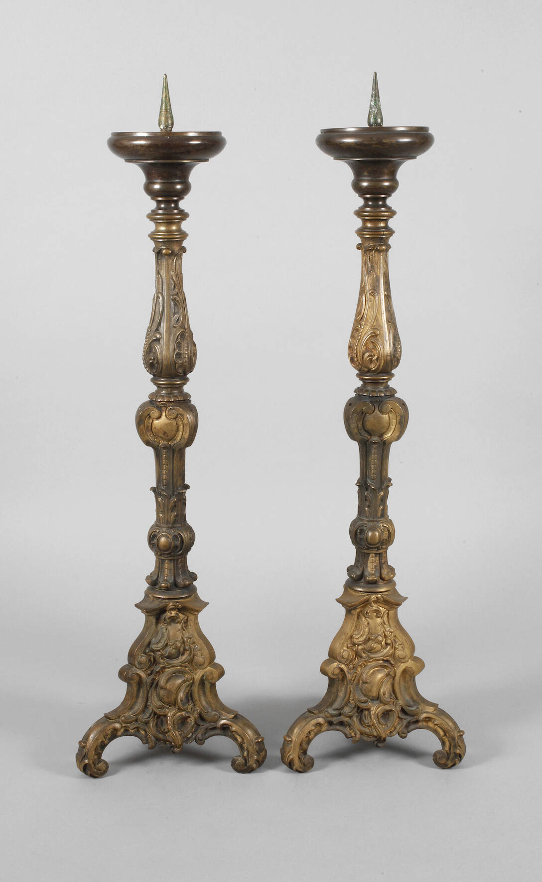 Paar große Altarleuchter Bronze