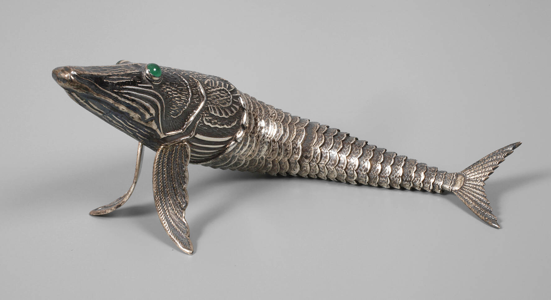 Silber Zierfigur als Gliederfisch