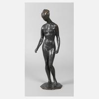 Stehender weiblicher Akt111