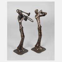 Zwei Musiker mit Blasinstrumenten111