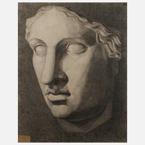 Große Zeichnung eines Gipskopfes