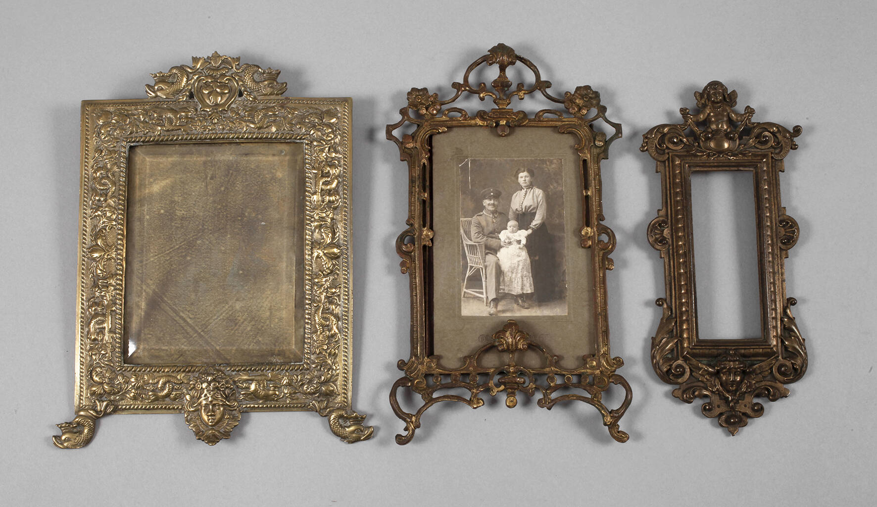 Drei kleine Rahmen Historismus