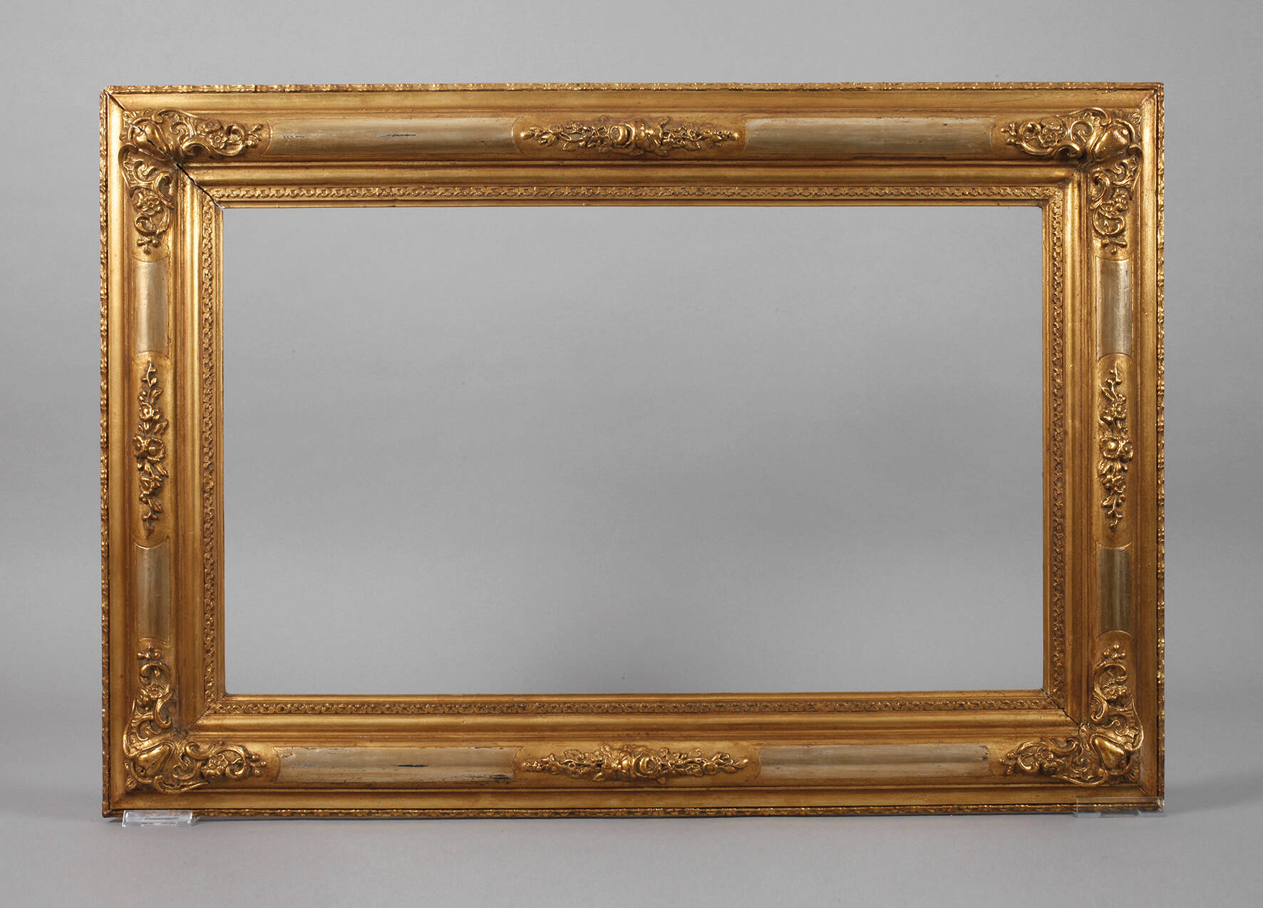 Gründerzeitgoldstuckrahmen