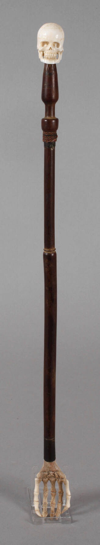 Rückenkratzer Memento Mori