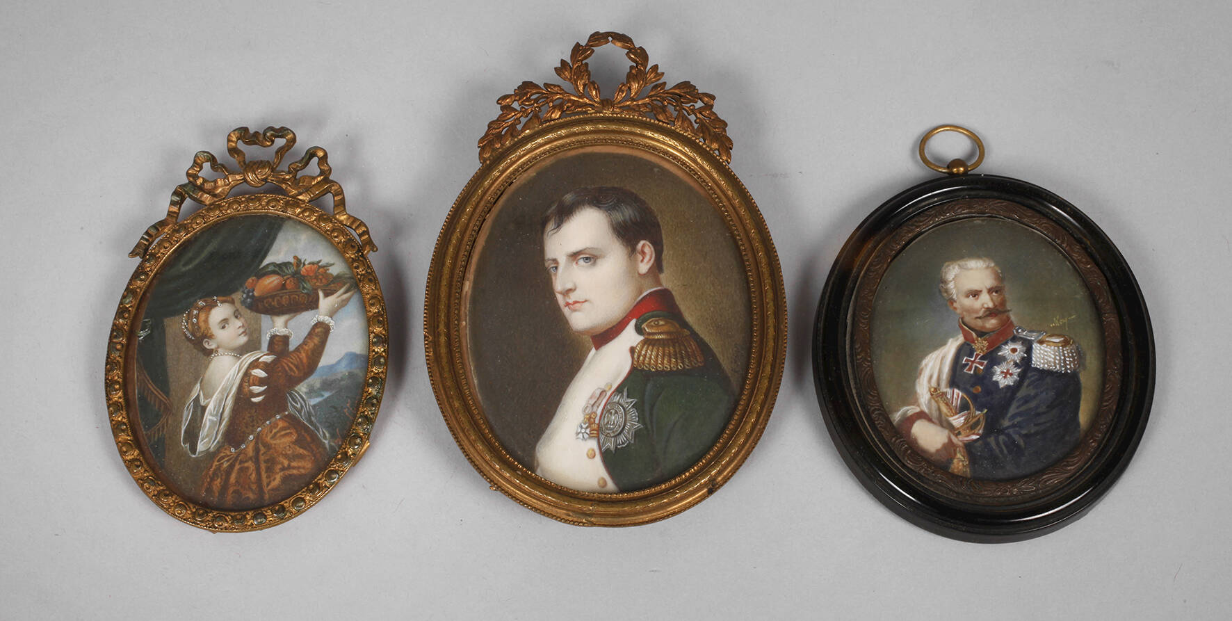 Drei Miniaturportraits