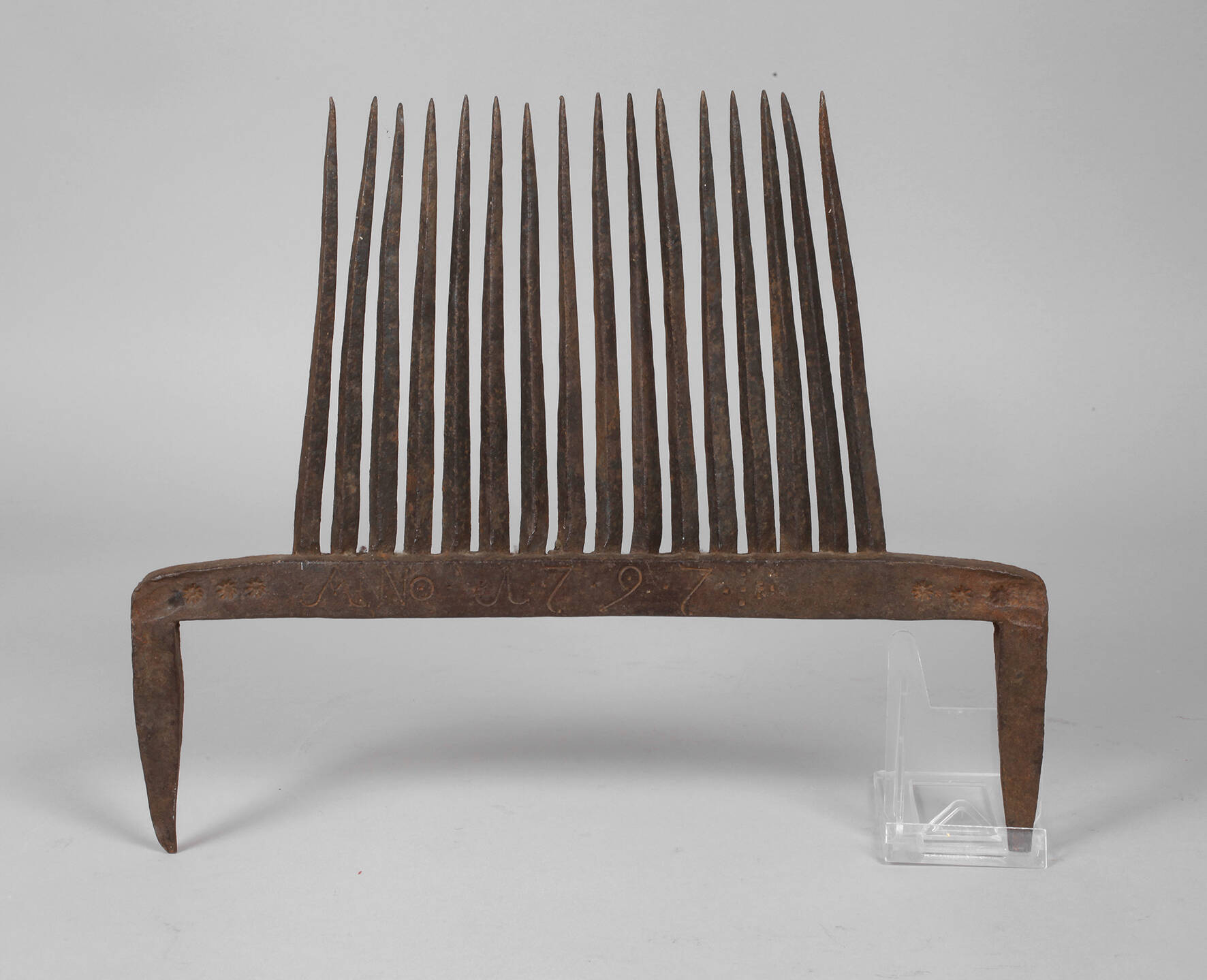 Historischer Flachskamm