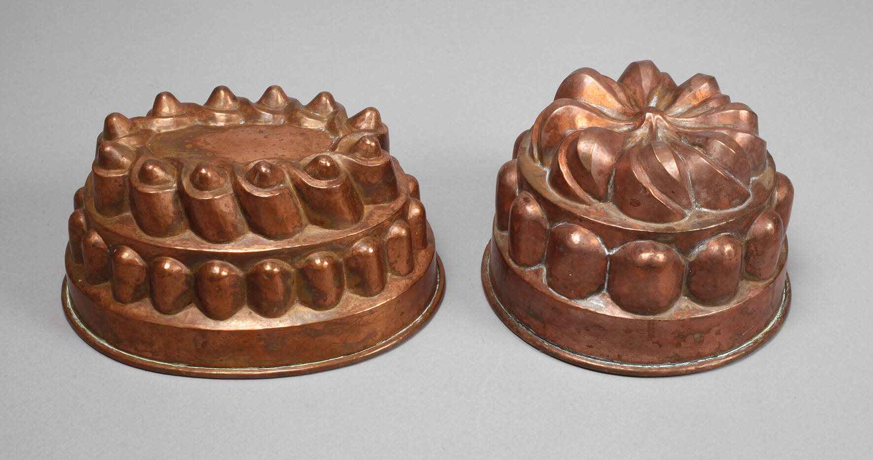 Zwei Kupferformen