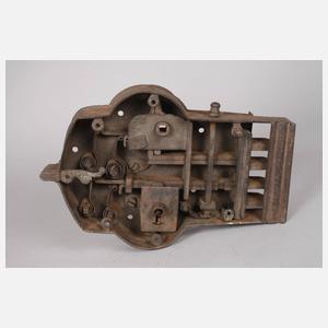 Massives Türschloss