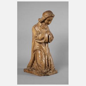 Figürliche Schnitzerei