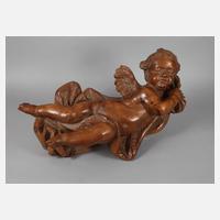 Großer geschnitzter Engel111