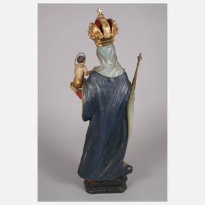 Geschnitzte Heiligenfigur