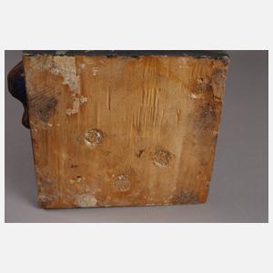 Große figürliche Schnitzerei