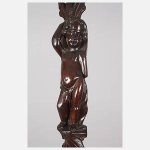 Paar figürliche Schnitzereien