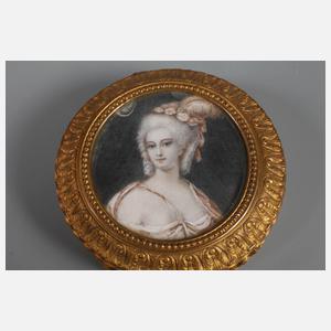 Deckeldose mit Miniatur