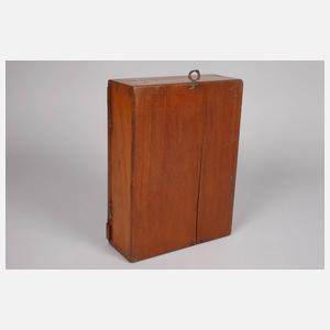 Kleines Wandschränkchen Empire