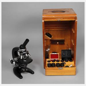 Mikroskop im Kasten