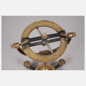 Kompass in kardanischer Aufhängung